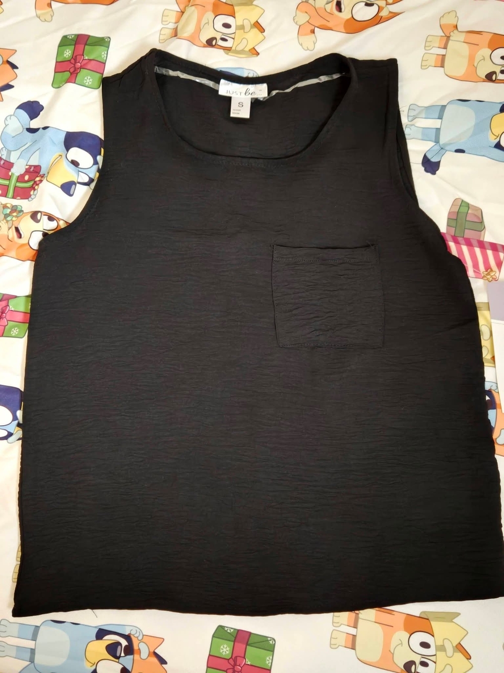 black textured pocket tank top
